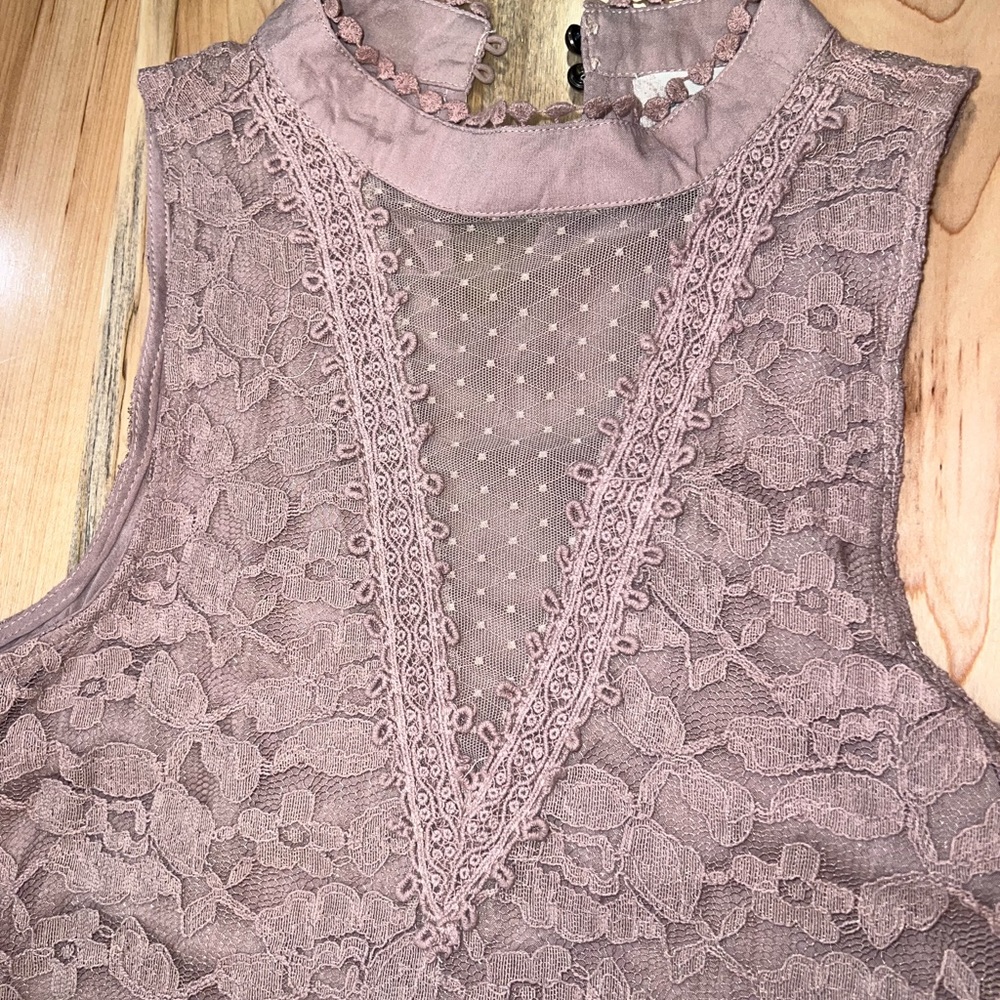 Altar’s State Lace Tank - Picture 2 of 7